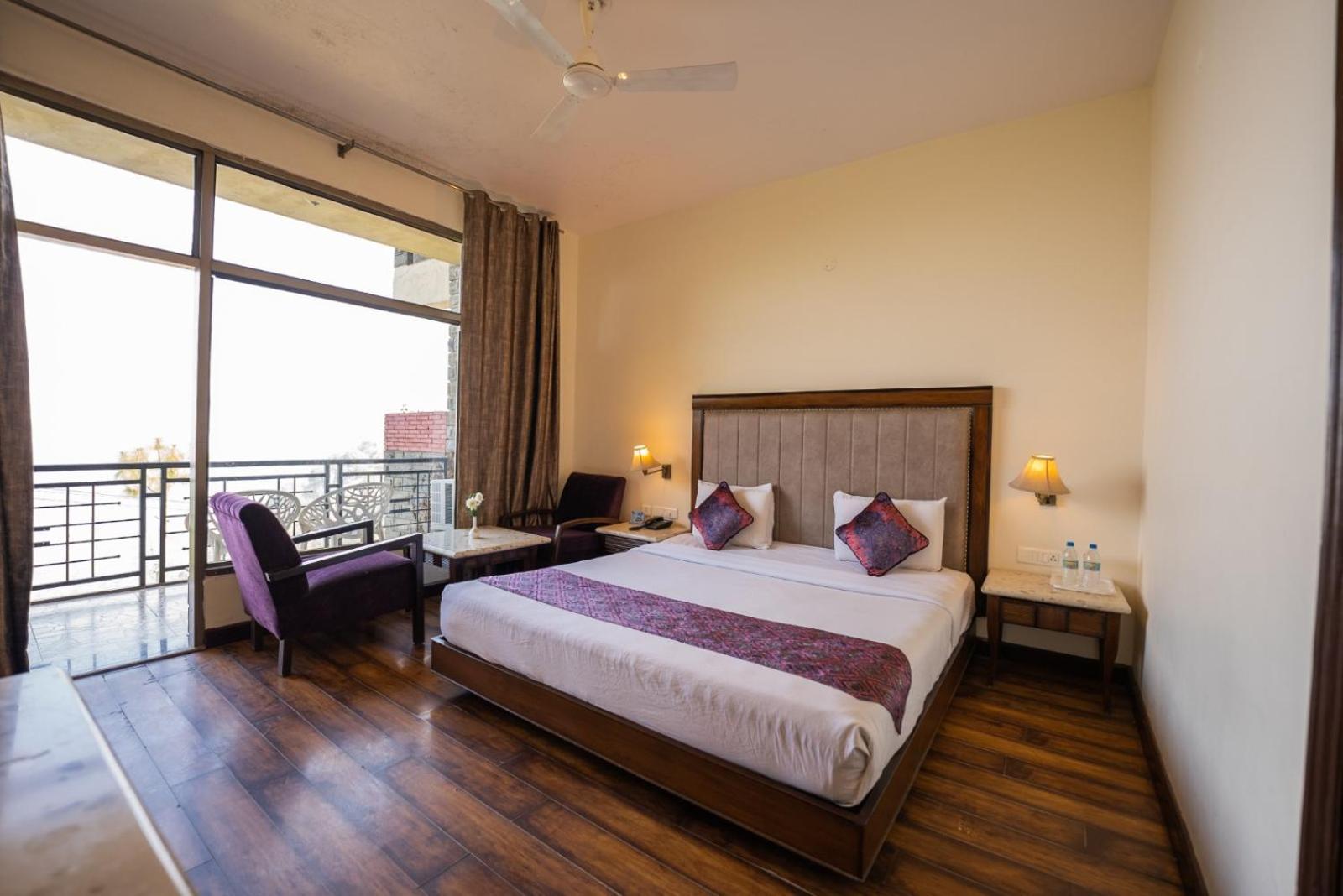 Kasauli Castle Resort Exterior photo