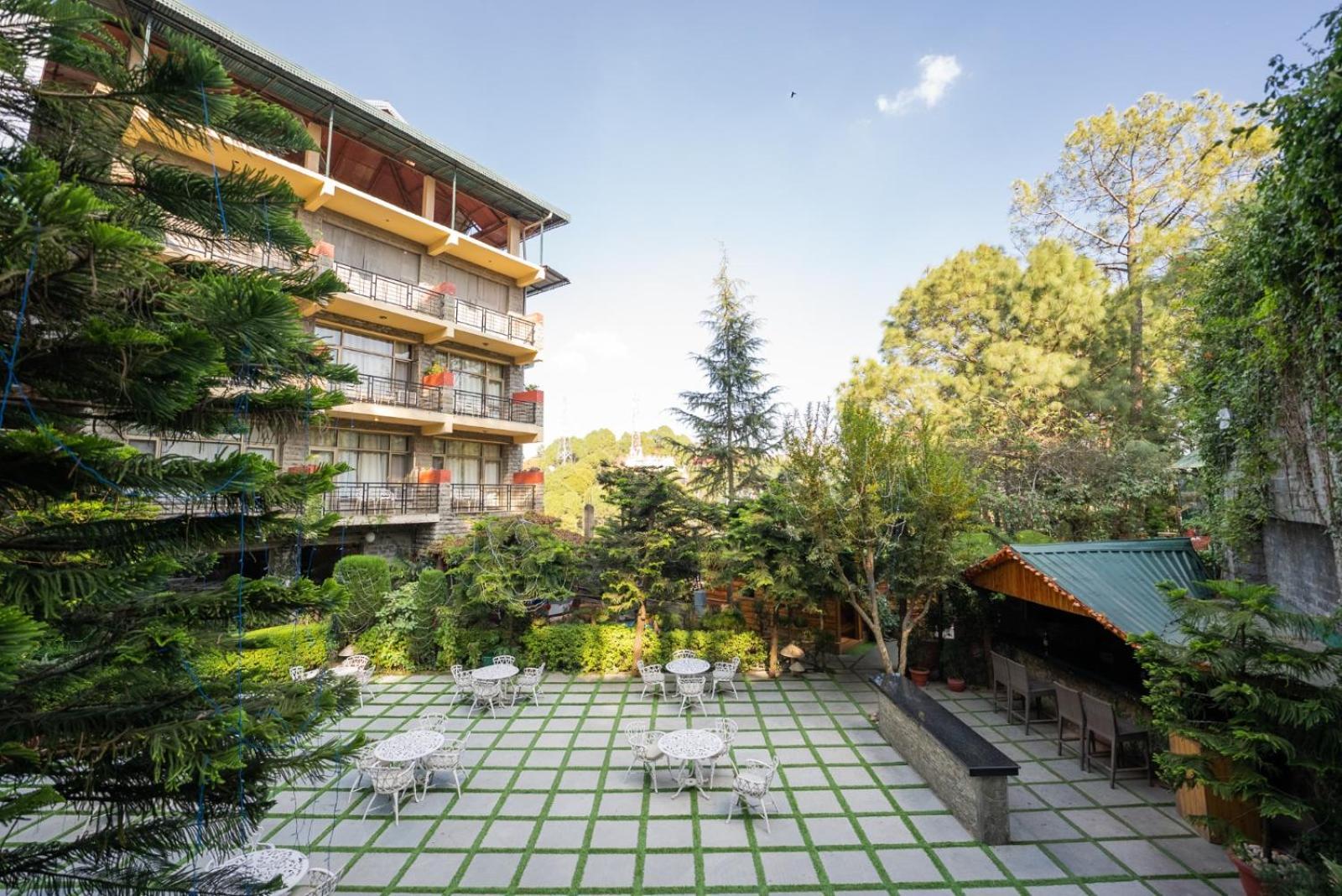 Kasauli Castle Resort Exterior photo