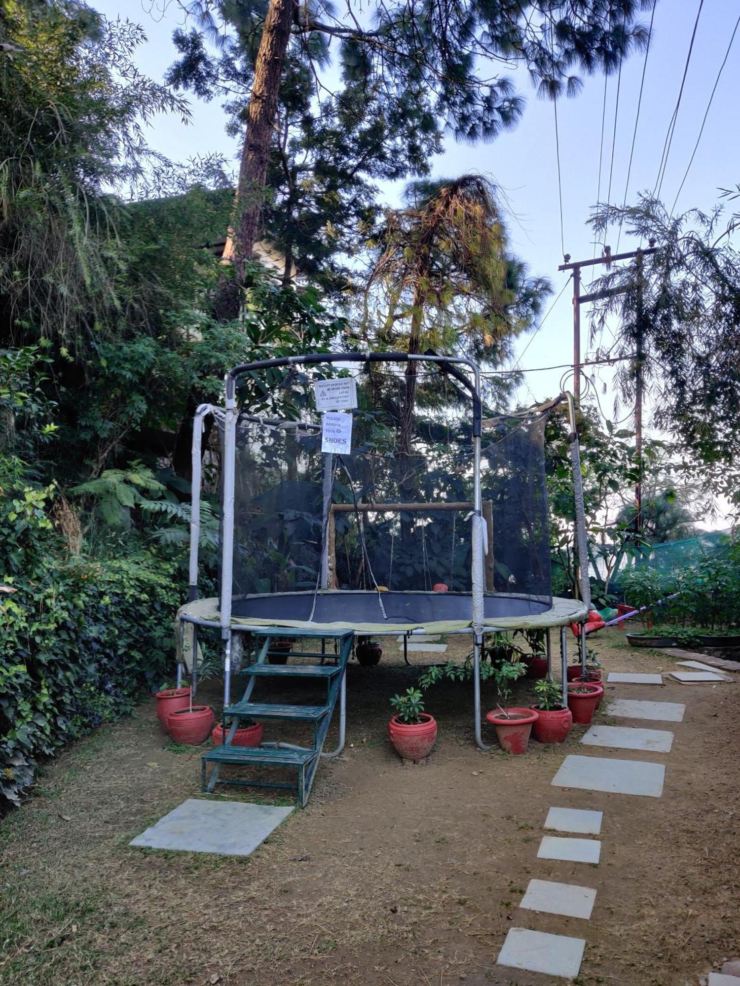 Kasauli Castle Resort Exterior photo